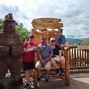 Meet your Posher, Haydee